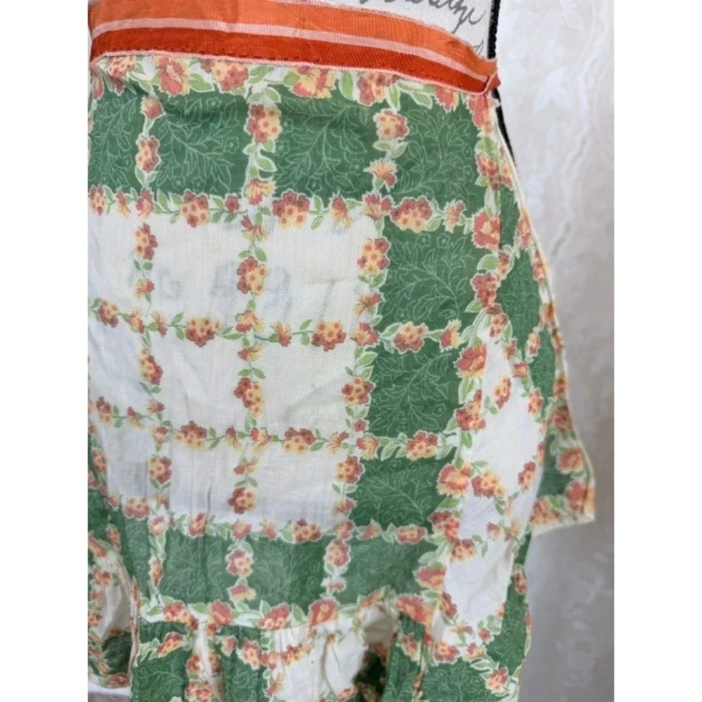 Vintage 40s Floral Half Apron Green White Ruffle Cottagecore Kitchen Ribbon Tie